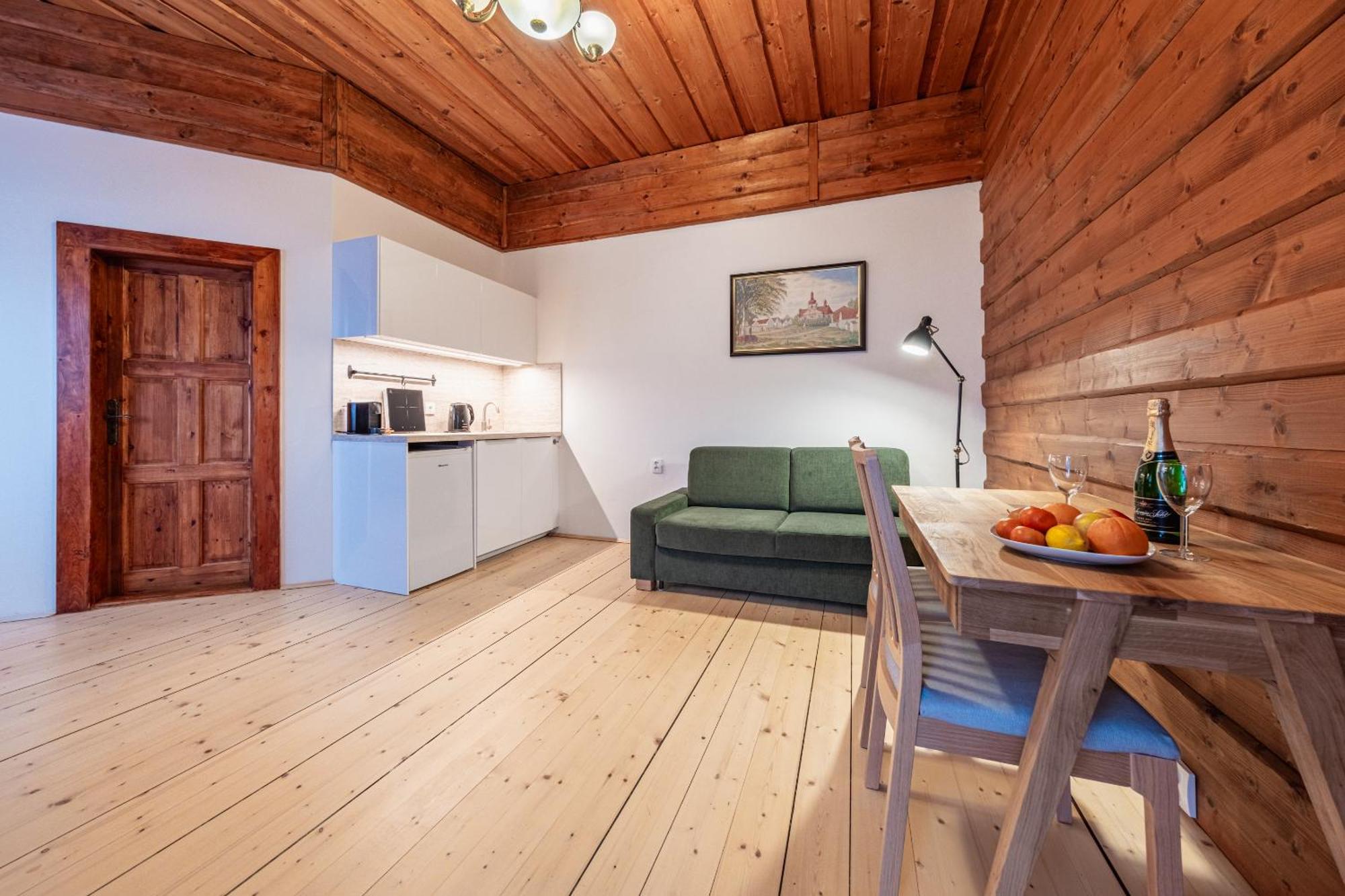 Sport-Hotel Sibenicni Vrch Mnichovice Экстерьер фото