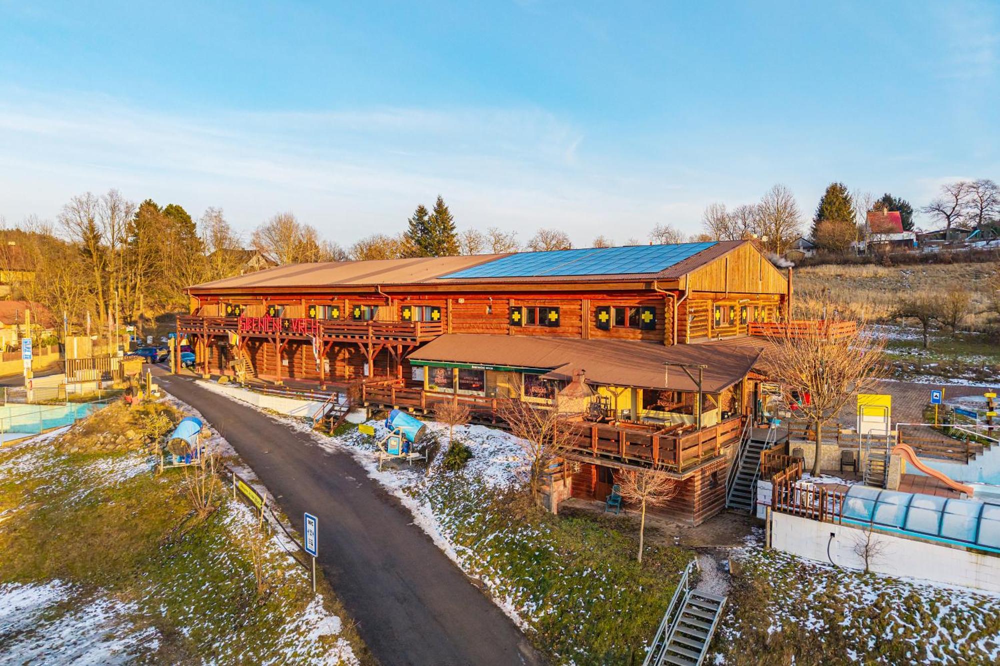 Sport-Hotel Sibenicni Vrch Mnichovice Экстерьер фото