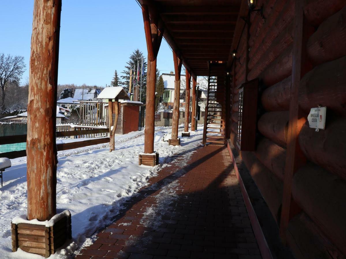 Sport-Hotel Sibenicni Vrch Mnichovice Экстерьер фото