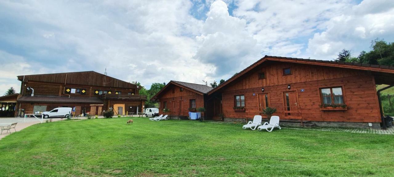 Sport-Hotel Sibenicni Vrch Mnichovice Экстерьер фото